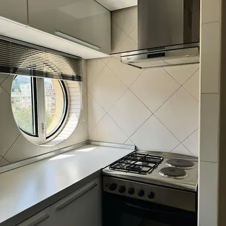 Apartment White Diamond